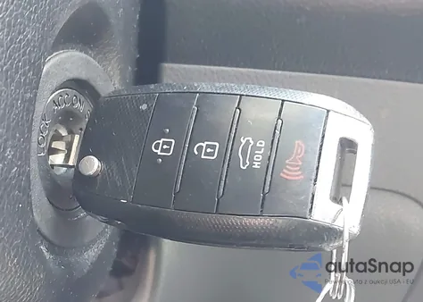 2018 Kia Forte Lx z USA, uszkodzony, nr VIN 3KPFK4A71JE198619